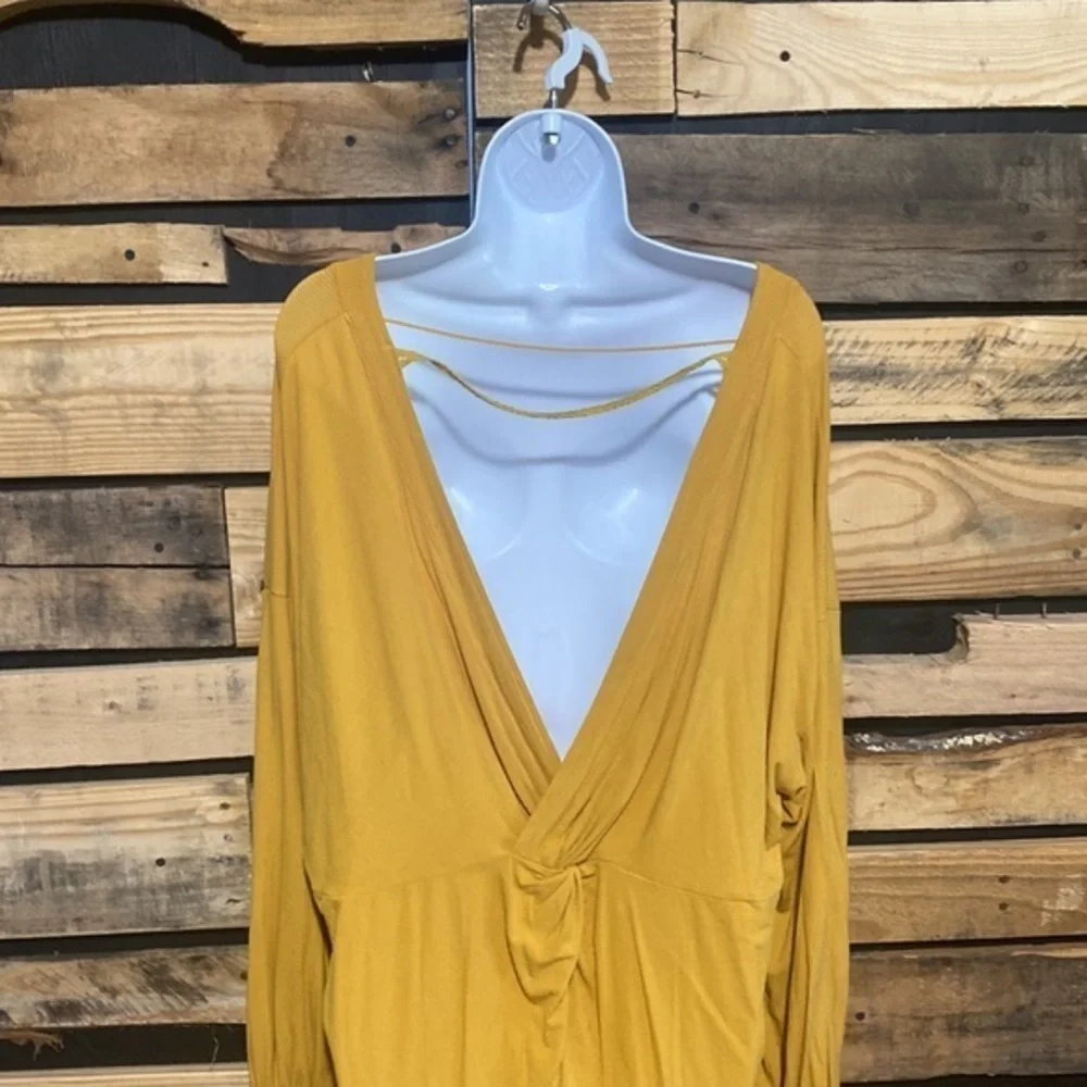 Free People Shimmy Shake Ribbed Top in Untamed Gold Size‎ Medium